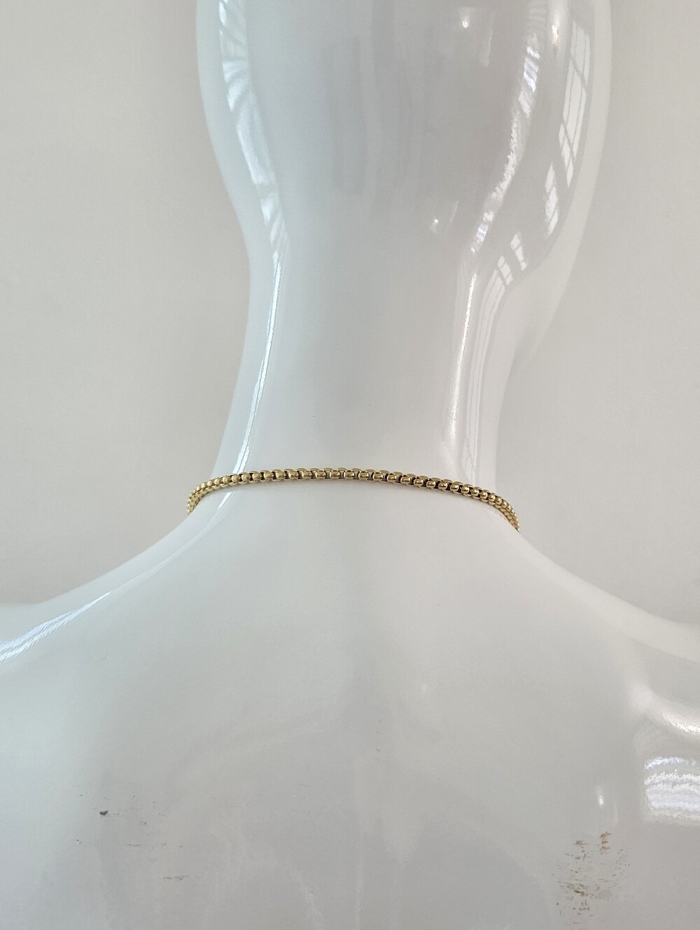 Stainless Steel Gold Plated Horseshoe Shackle Clasp Box Chain Pendant Necklace - Picture 11 of 13